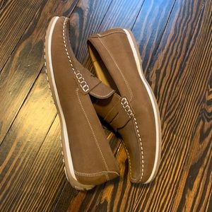 Light brown 1901 loafers